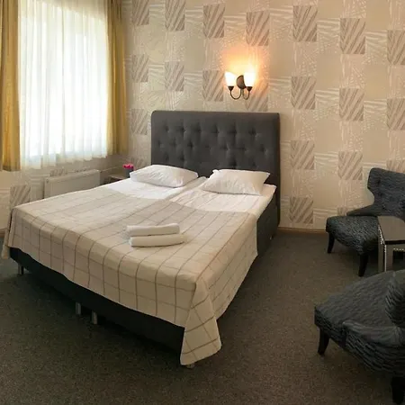 Sadama Street Penzion 4*