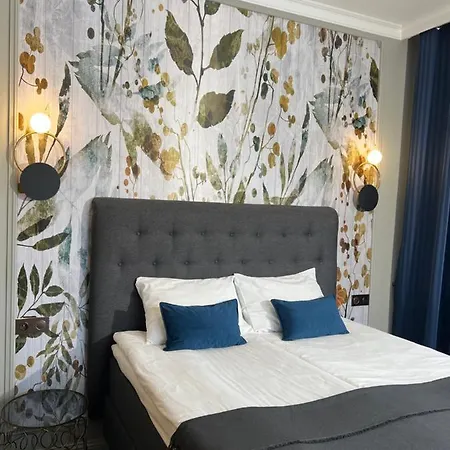 Sadama Street 4* Παρνού