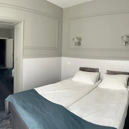 Sadama Street 4* Pärnu